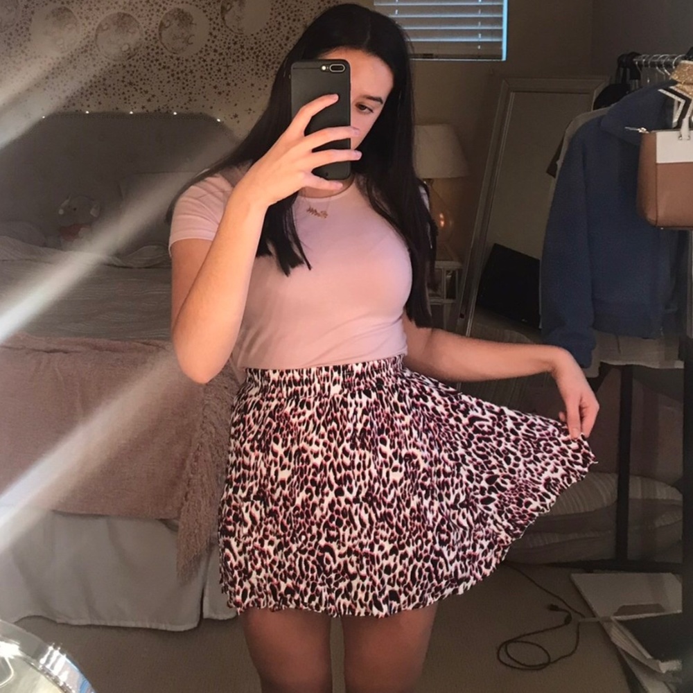 pink cheetah print skirt